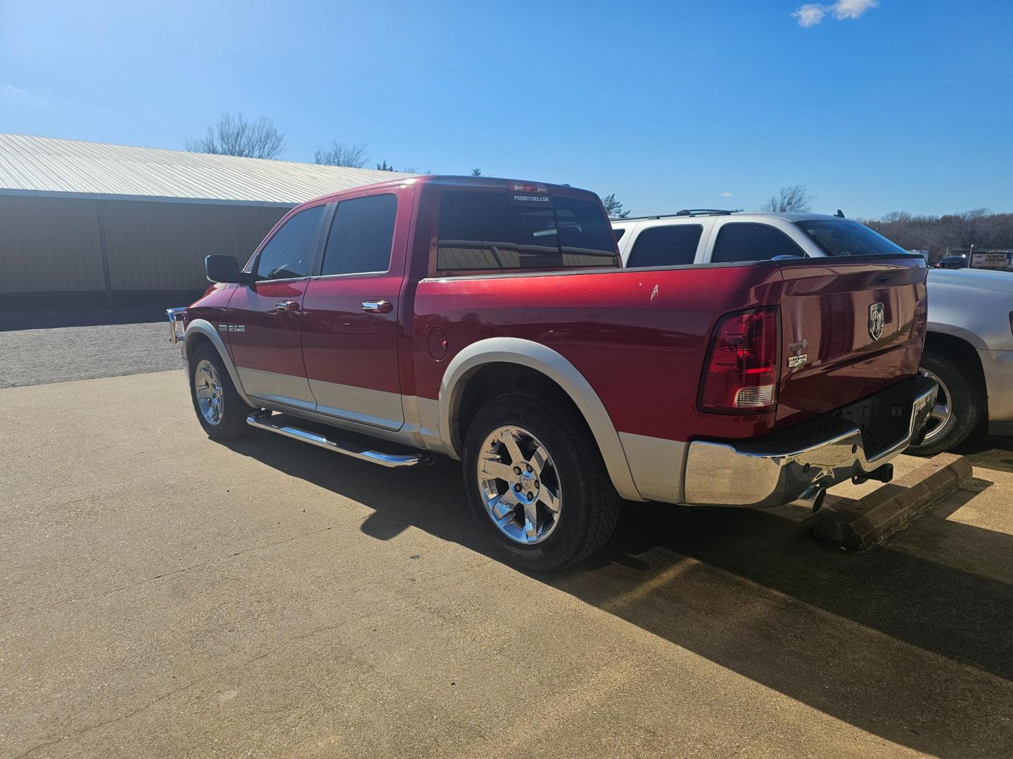 2010 MAROON Dodge Ram 1500 Laramie Crew Cab 2WD (1D7RB1CT7AS) with an 5.7L V8 OHV 16V engine, 5-Speed Automatic transmission, located at 533 S Seven Points BLVD, Seven Points, TX, 75143, (430) 255-4030, 32.313999, -96.209351 - Photo#3